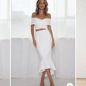 Jaus Galleria Set in White. SZ XS